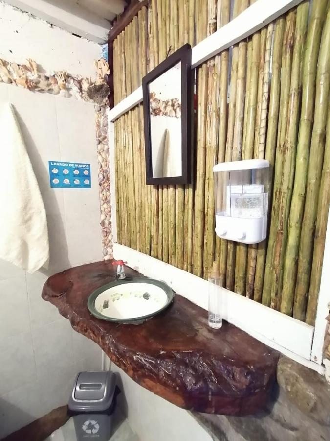 Hospedaje Pirata Express Capurganá Extérieur photo